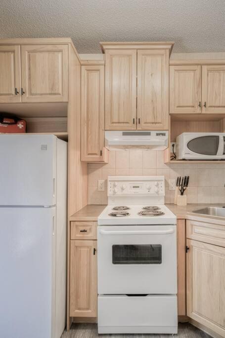 5 Mins To Banff - Cozy Townhome 2Br&2Bath - Banff Pass Included 坎莫尔 外观 照片