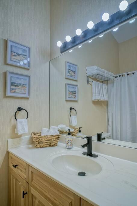 5 Mins To Banff - Cozy Townhome 2Br&2Bath - Banff Pass Included 坎莫尔 外观 照片