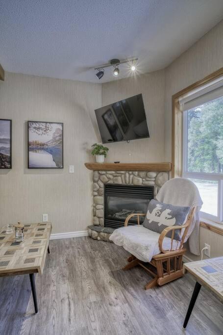 5 Mins To Banff - Cozy Townhome 2Br&2Bath - Banff Pass Included 坎莫尔 外观 照片