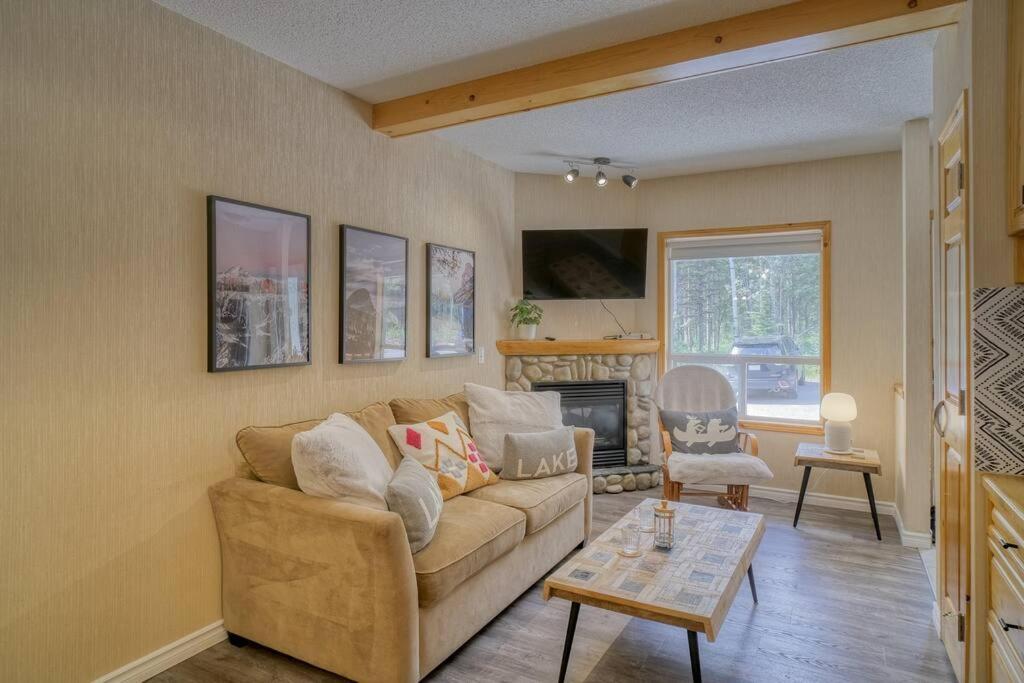 5 Mins To Banff - Cozy Townhome 2Br&2Bath - Banff Pass Included 坎莫尔 外观 照片