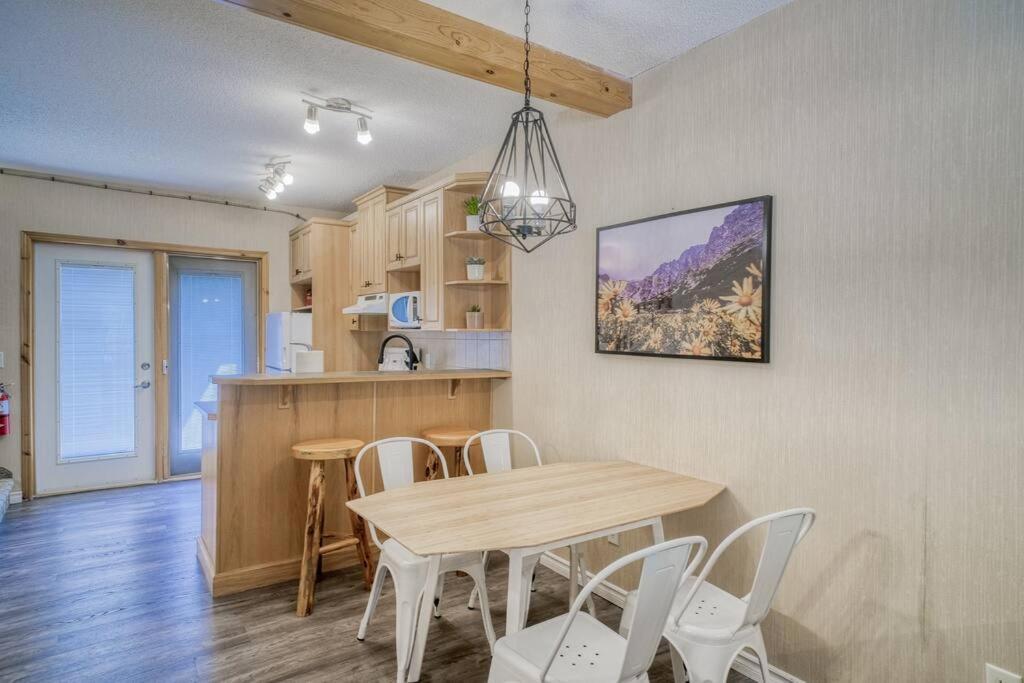 5 Mins To Banff - Cozy Townhome 2Br&2Bath - Banff Pass Included 坎莫尔 外观 照片